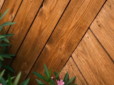 Deck & Fence Stain at Kwikze Paint Houston